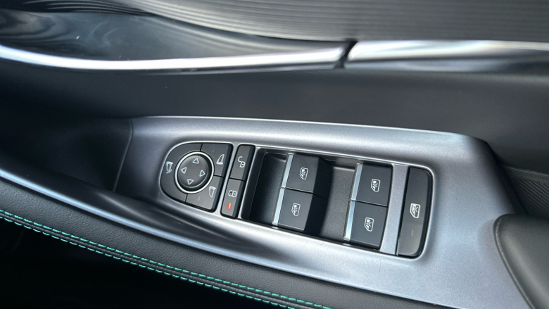 BYD Seal U 1.5 DM-i Boost 5dr Auto Estate